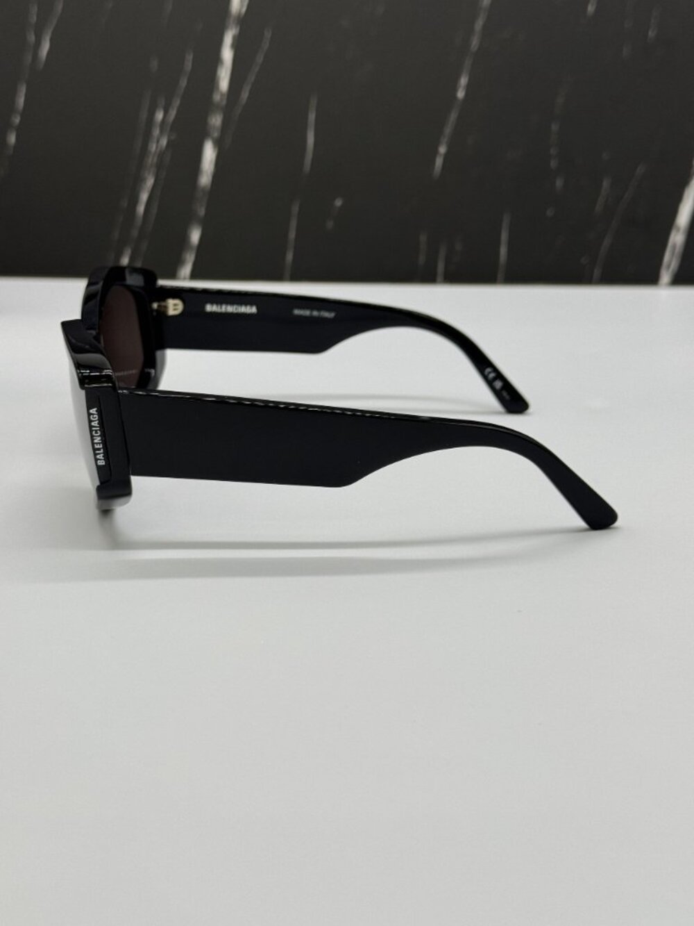NEW BALENCIAGA BB0302S 001 BLACK WOMEN SUNGLASSES BALENCIAGA EYEWEAR - Picture 8 of 11